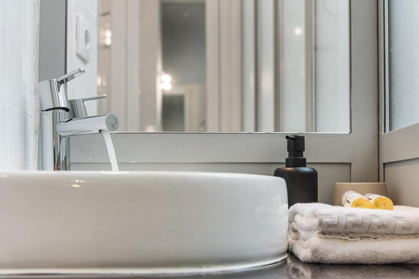 Guestready - Bourse Boutique Apartment ปอร์โต ภายนอก รูปภาพ